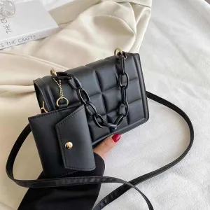 حقائب يد مصممة من علامات تجارية شهيرة  Handbags From Famous Brands