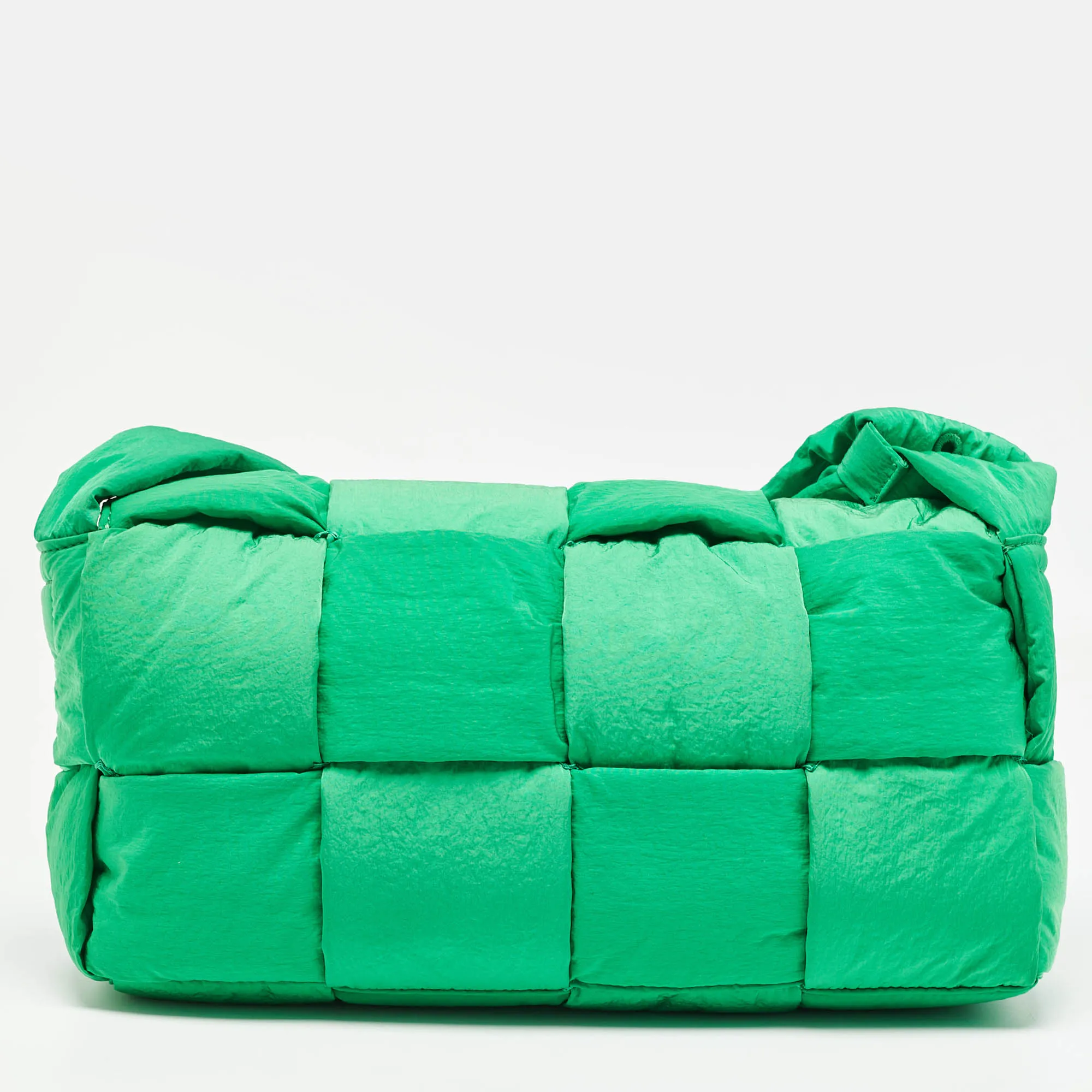 BOTTEGA VENETA Green Intrecciato Fabric Padded Cassette Shoulder Bag