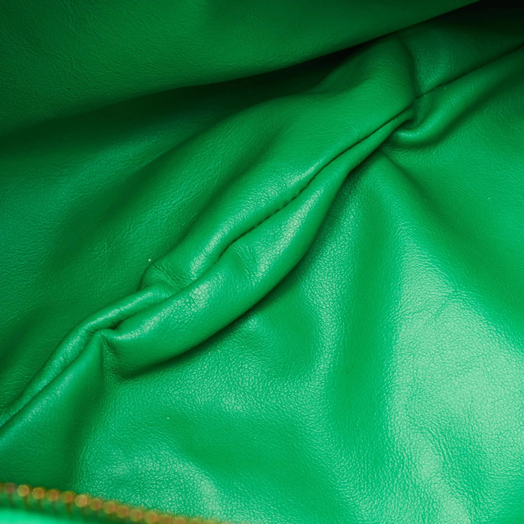 BOTTEGA VENETA Green Intrecciato Leather Teen Jodie Hobo