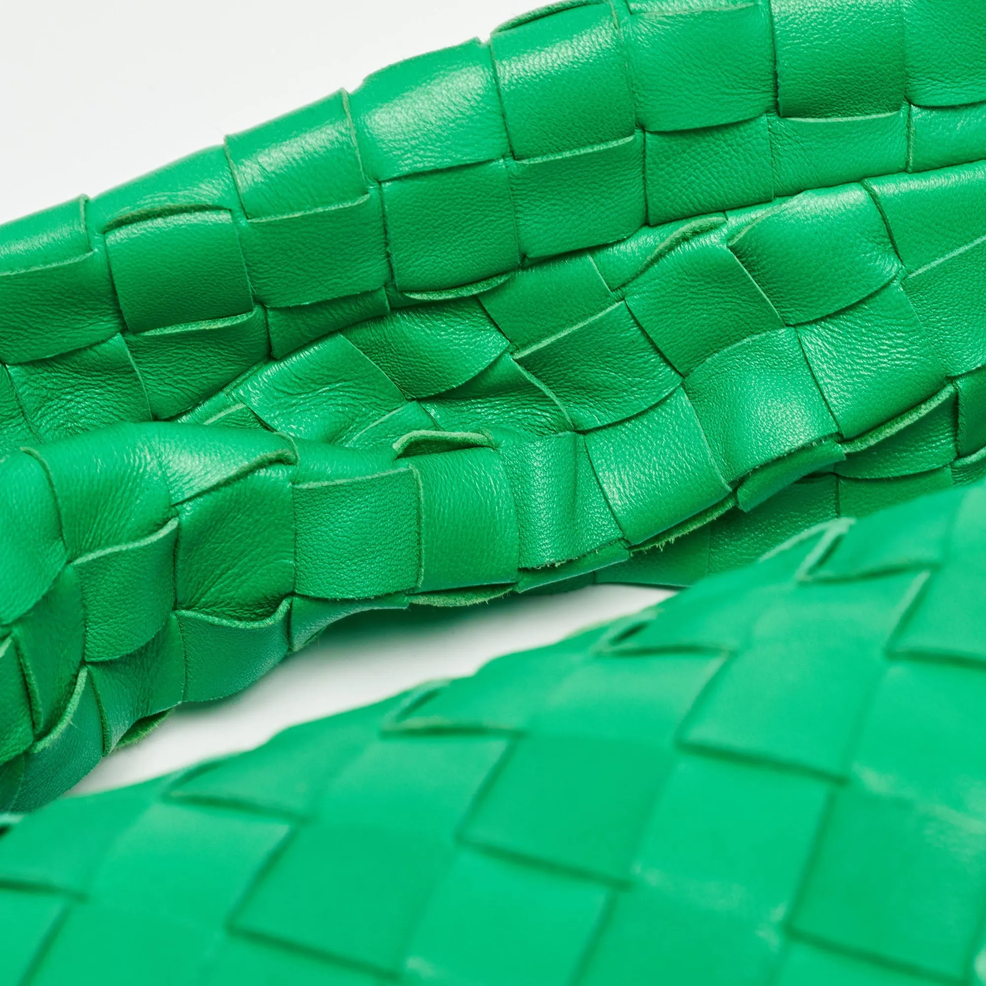BOTTEGA VENETA Green Intrecciato Leather Teen Jodie Hobo