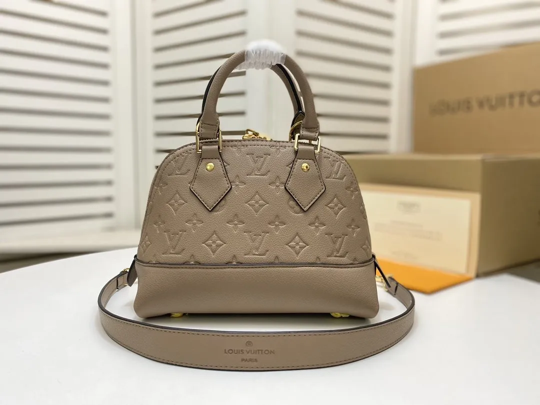 Designer Bag - LOV - 5911