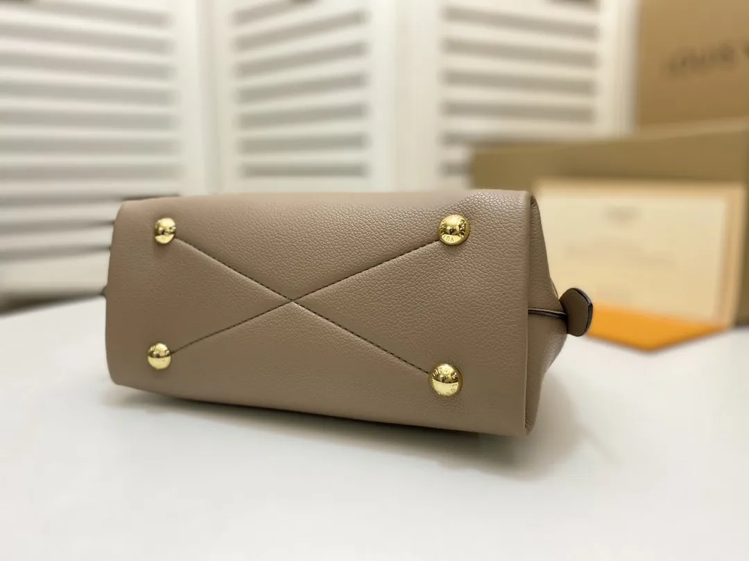 Designer Bag - LOV - 5911