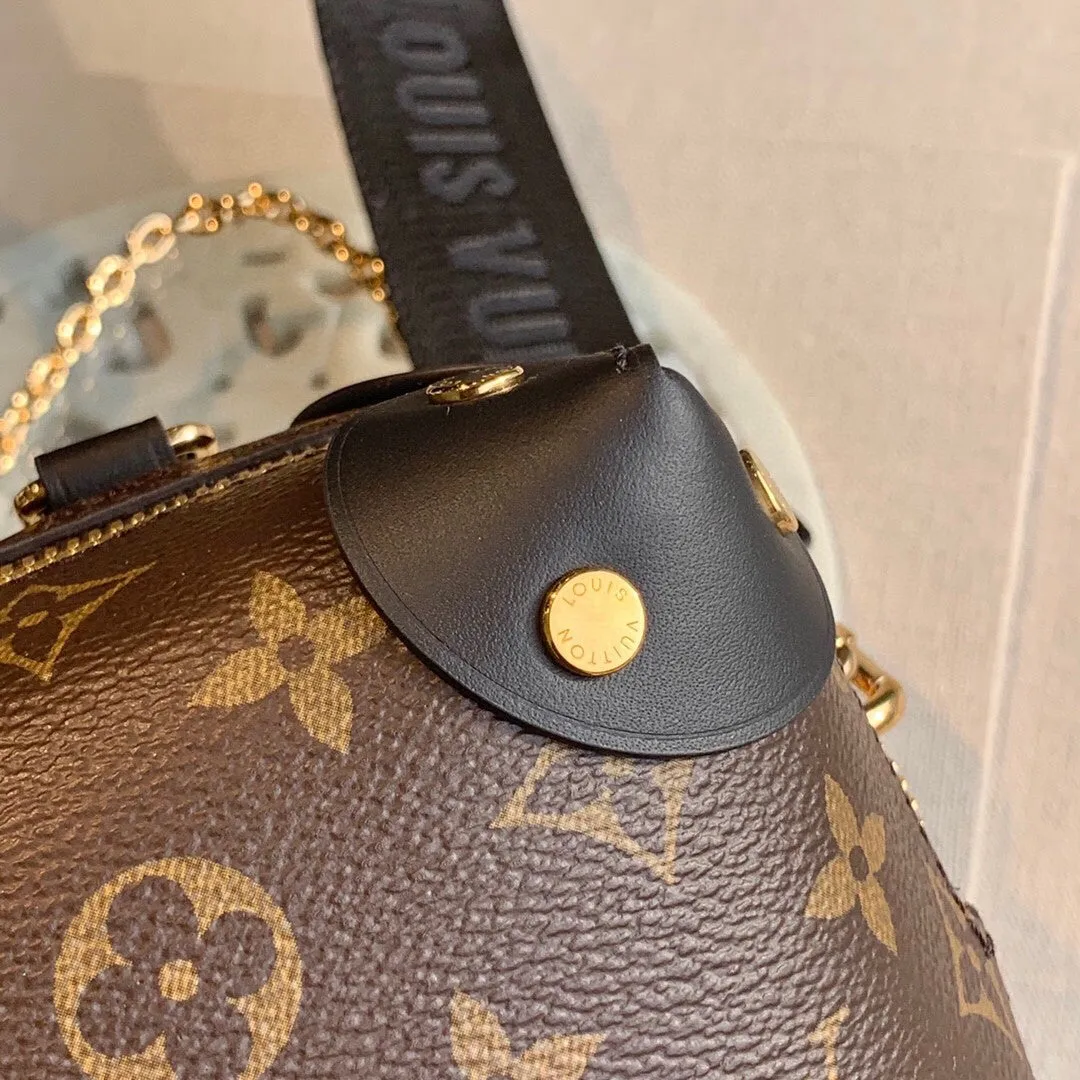 Designer Handbags - LOV - 5988