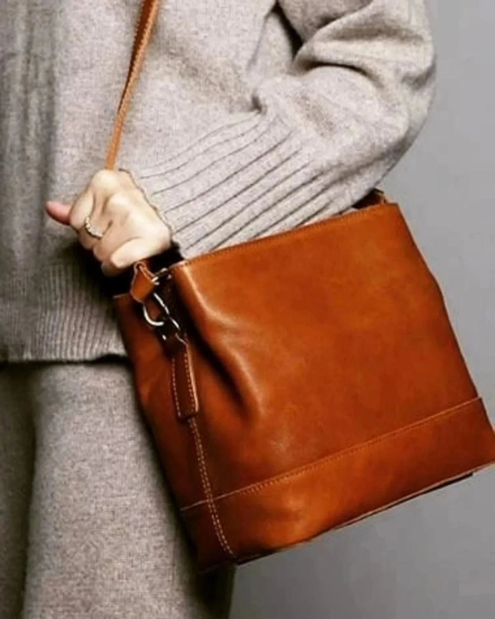 Handmade Full Grain Leather Chic Tote Handbag