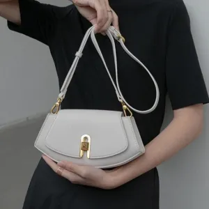 Luxxe Simplicity Shoulder Bag