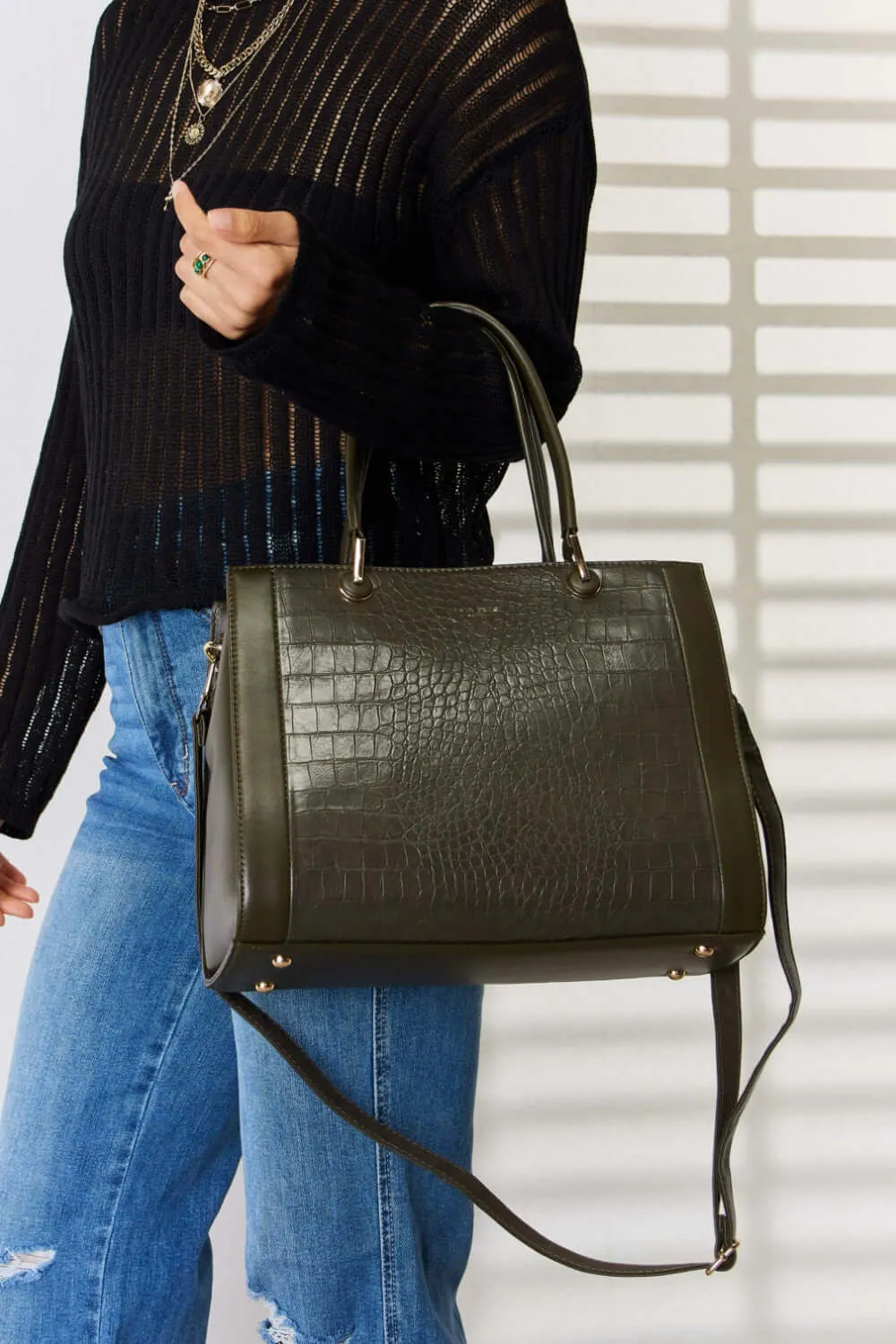 Textured PU Leather Handbag - Stylish &amp; Durable Choice