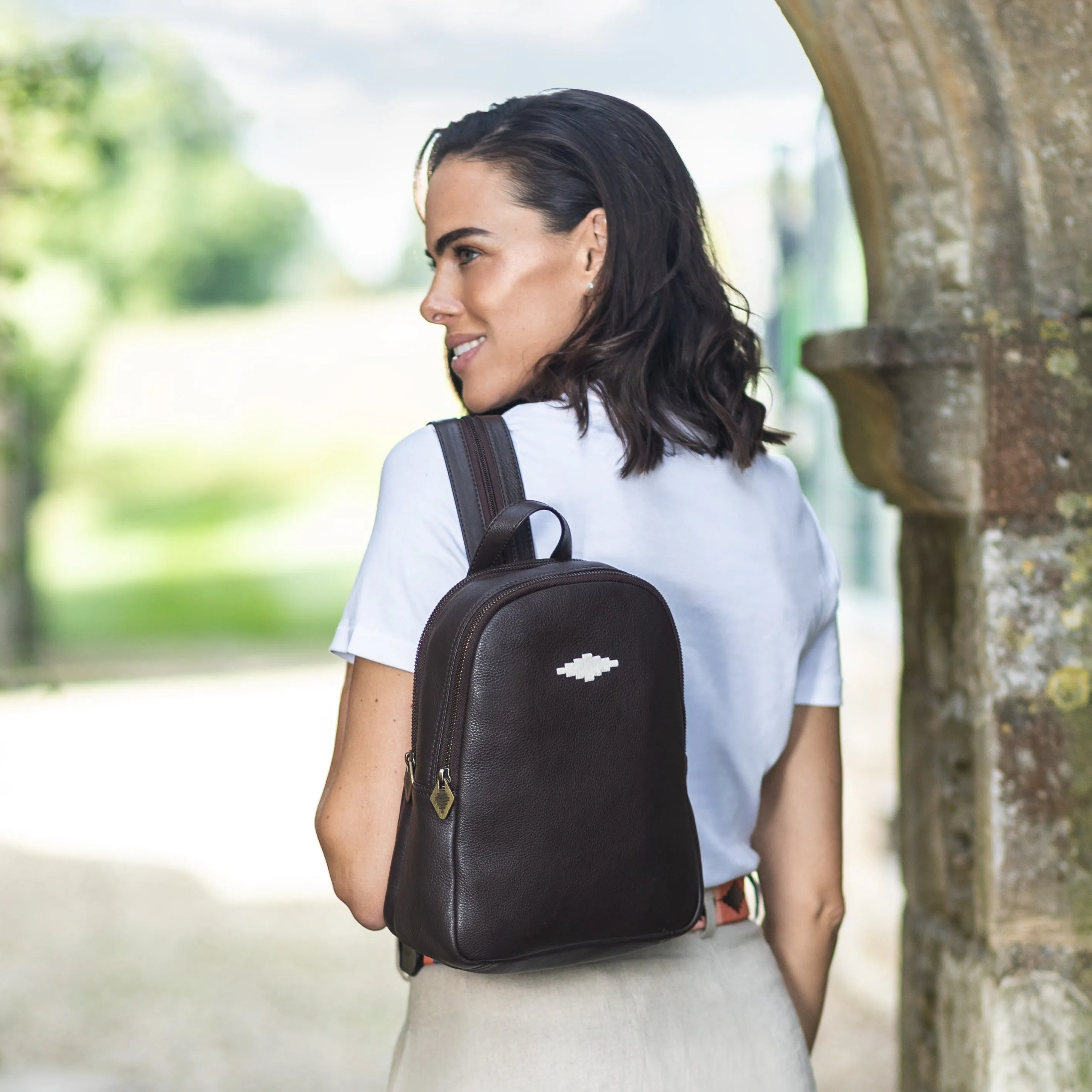 'Viajera' Small Backpack - Brown Leather with Turquoise Stitching
